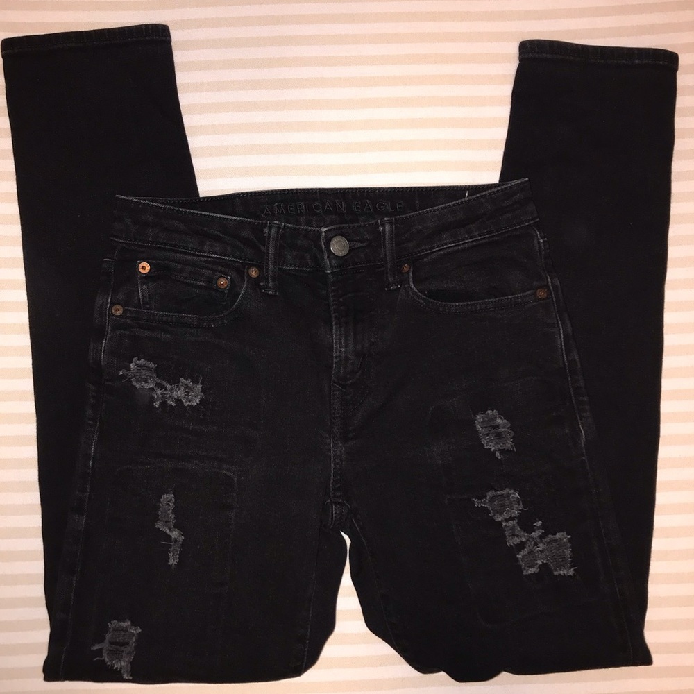 🌴3/$20 AE AirFlex Patched Athletic Fit Jeans